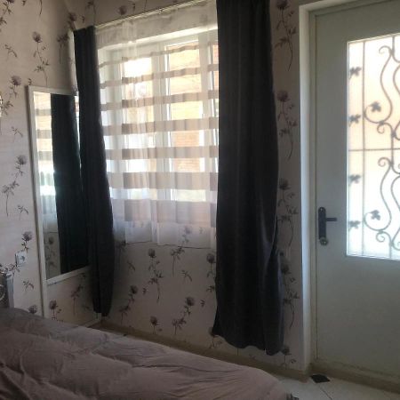 Appartment In Old Tbs, Near Holy Trinity Cathedral تبليسي المظهر الخارجي الصورة
